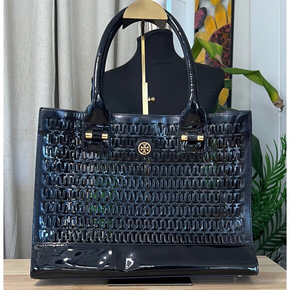 ✺✺ AUTHENTIC TORY BURCH Black Robinson Cut Out Tote ✺✺ - Picture 2 of 9